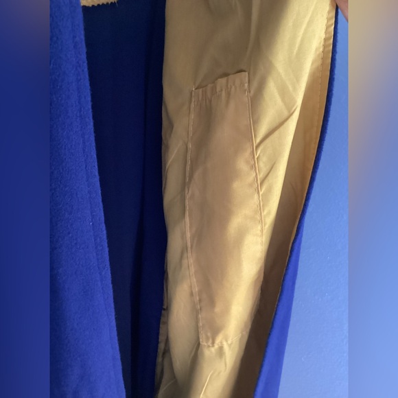 1920s Hogwarts Hufflepuff Blue Robe with Black Accents Adult OS - Picture 11 of 16